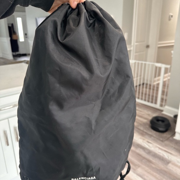 Balenciaga nylon drawstring backpack - Picture 7 of 7
